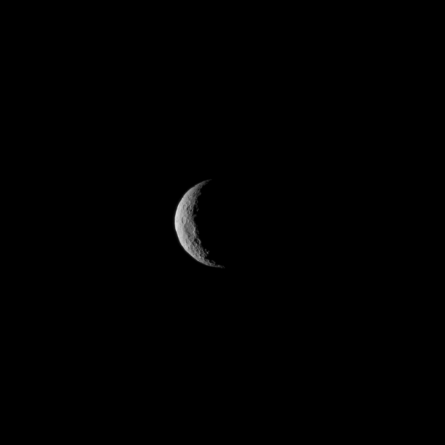 Így látta a Ceres törpebolygót a NASA Dawn-szondája kamerája 2015. március 1-jén mintegy 48 ezer kilométer távolságból (NASA/JPL-Caltech/UCLA/MPS/DLR/IDA)