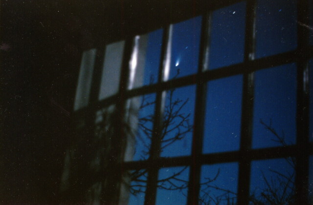 A Hale-Bopp-üstökös 1997. március 1-jén, Nyerges Gyula felvételén. 