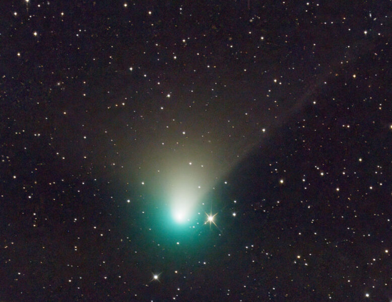 ¡Ha llegado el cometa C/2022 E3 (ZTF), visible toda la noche con binoculares!