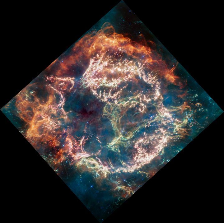 340 éves csillagrobbanás maradványát fotózta a James Webb-űrtávcső